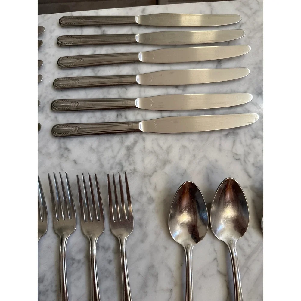 N.S. Co. 18-8 Stainless Steel Flatware Set 40pc Art Deco Ridged Silverware MCM